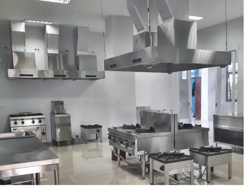 Pemasangan Hood & Ducting RS – Exhaust Uap Panas & Asap Masak